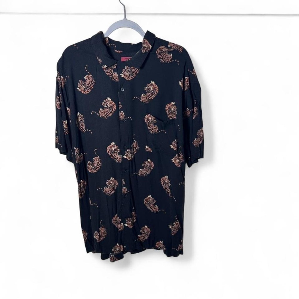 The Foundry Supply Co. black tiger print button up rayon‎ shirt Size 3XL